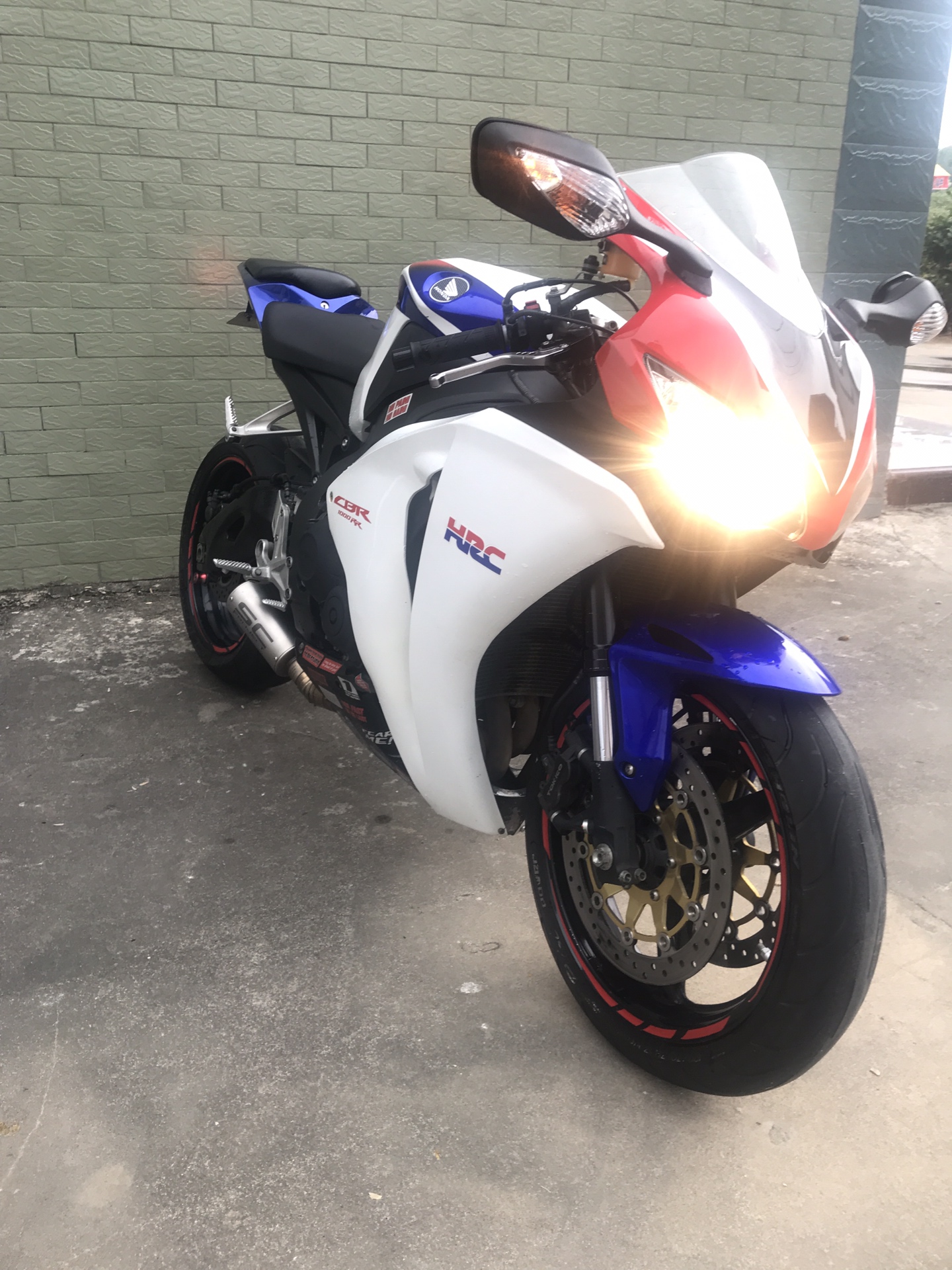 卖!08年cbr1000鹦鹉头,原灯部分原板,车况精神,自玩车! 6月前