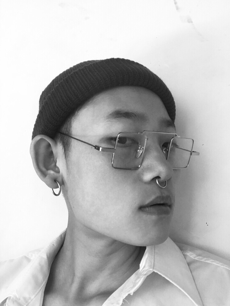 你就是我的太阳戳瞎我的眼睛 @李俊宇的普心然(o13754098) 1月前 最