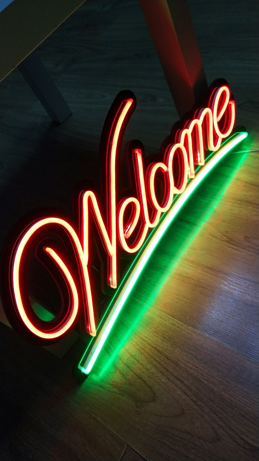 博韬亚克力霓虹灯ggr