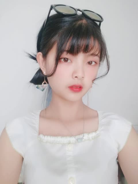 罗思思(o72411640) 摄影师                       2周