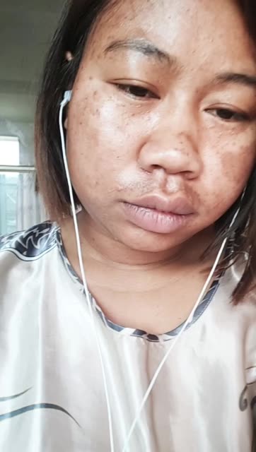 缅甸佤族黑妹寻找姐姐.-快手直播