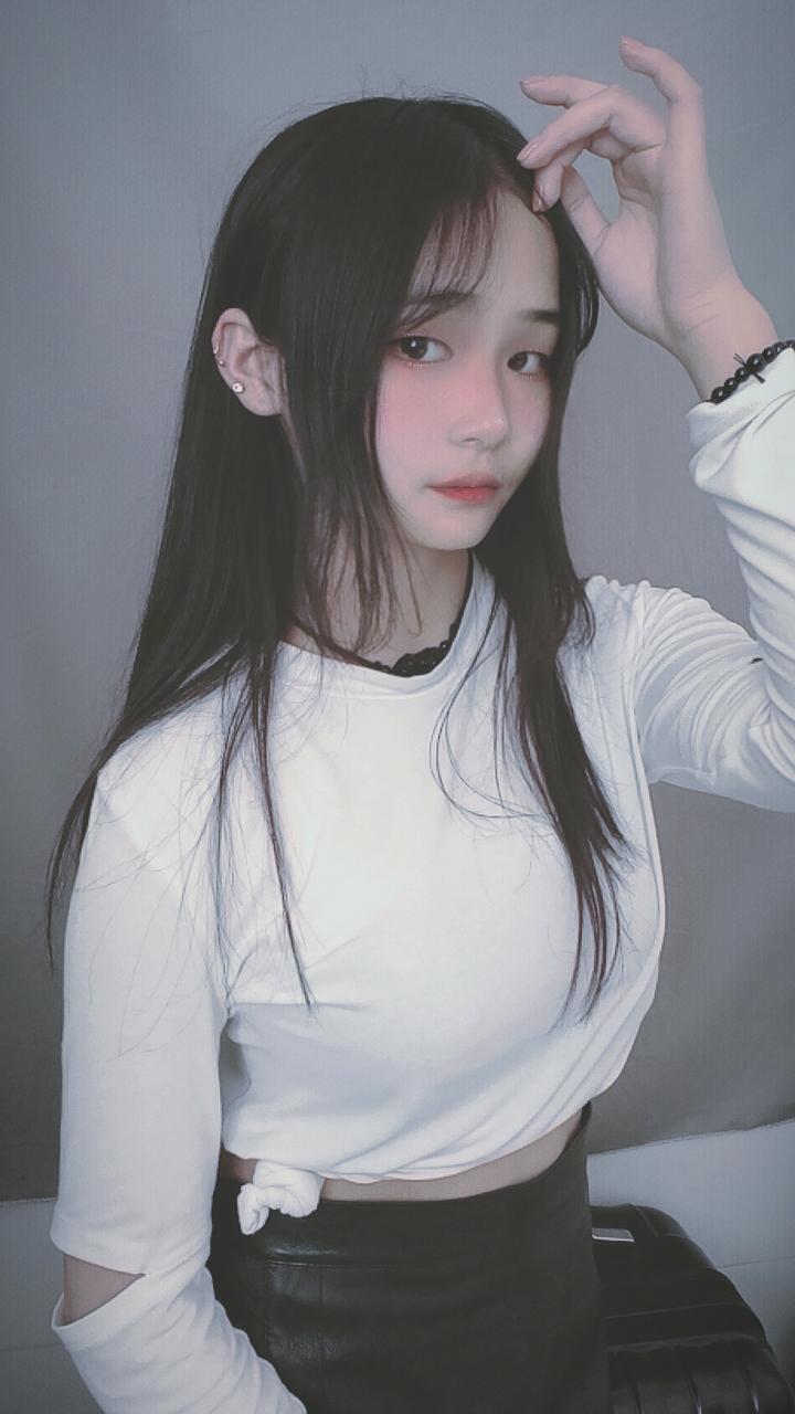 爱着馨蕊(o1047732417)           821  42                  23